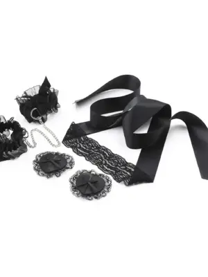 LACE ME UP BLACK LACE SET CRUSHIOUS
