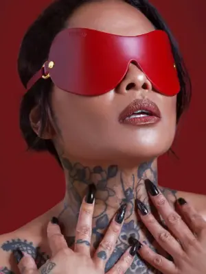 Avantgarde Blindfold Red