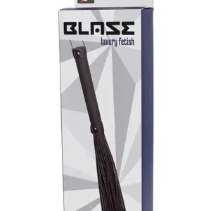 BLAZE WHIP BLACK