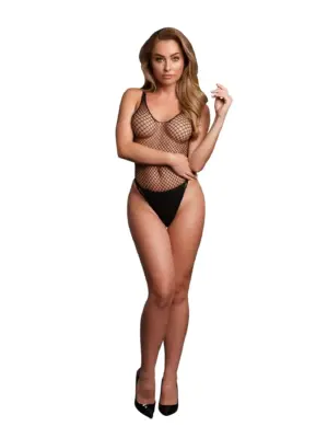 Body with fishnet structure.
