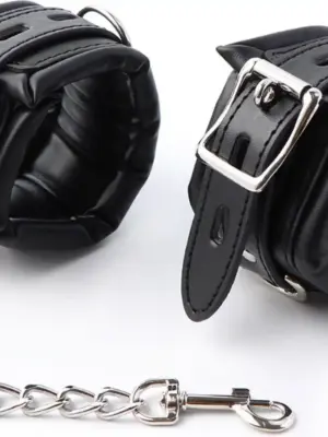Fetish Fever - Cuffs with chain - Black