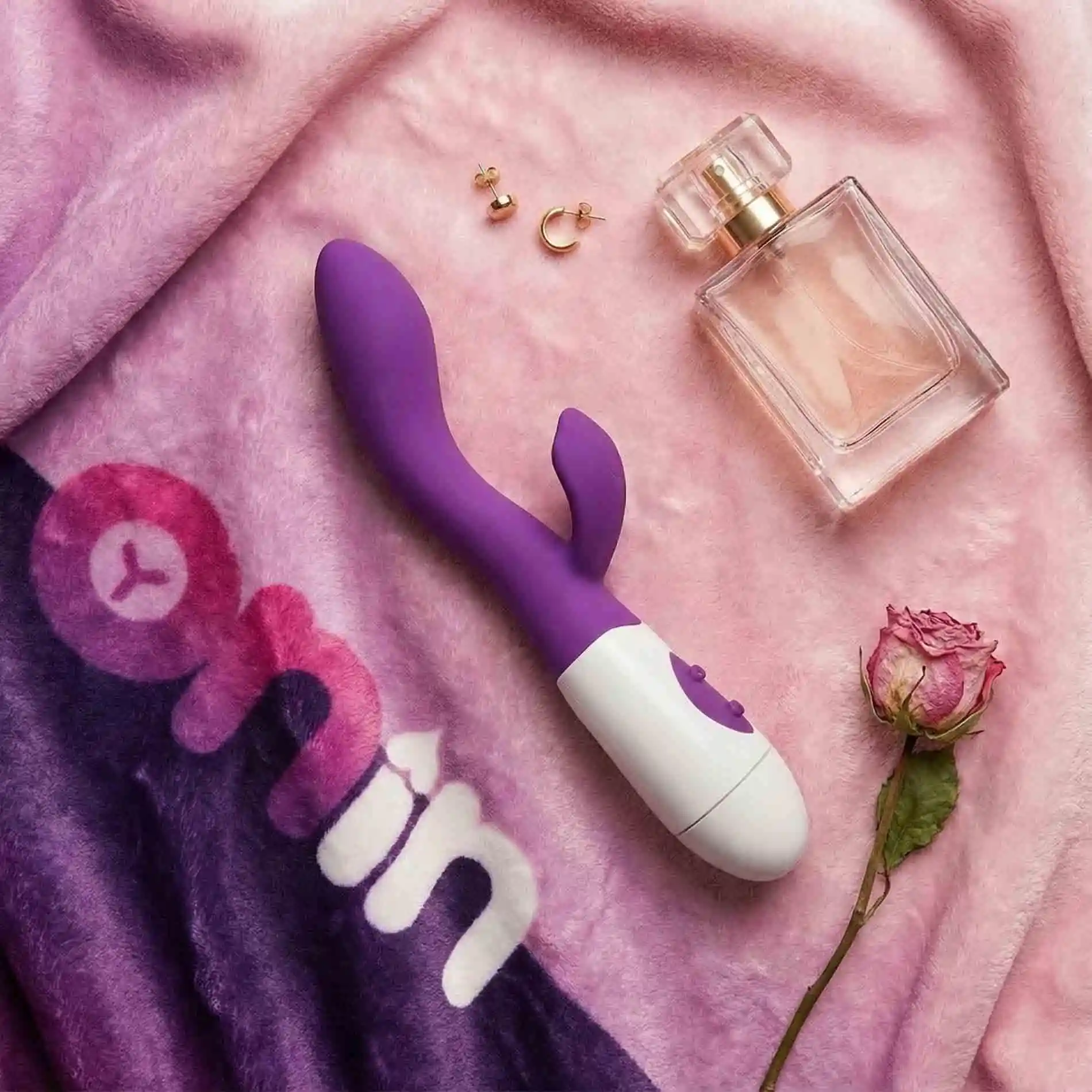 Rabbit vibrator - purple - obrazek 9